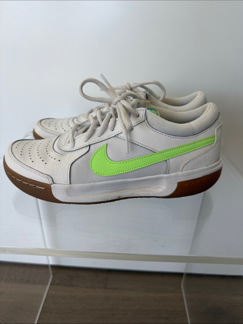 ✨NEON✨ NikeCourt Air Zoom Lite 3
Women's Tennis Shoes - Picture 4 of 5